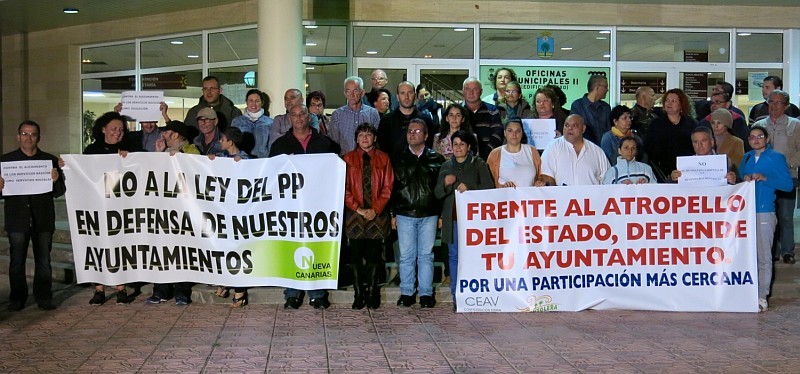 Entidades vecinales se concentran en Vecindario contra la reforma de las administraciones locales