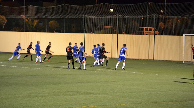 El C.F. Pol�gono de Arinaga se impone  3-1 a un desfigurado San Fernando
