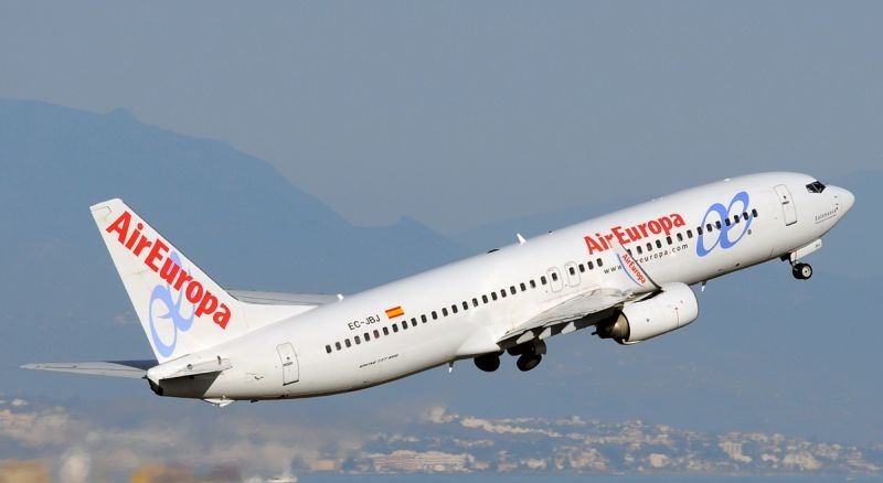 Air Europa y Binter Canarias firman un acuerdo de c�digo compartido