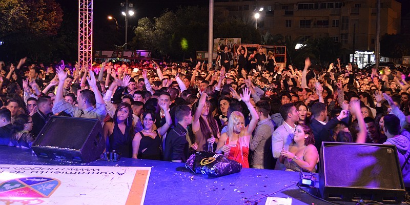 M�s de 6.000 personas disfrutaron de la  Fiesta Internacional de Fin de A�o de Arguinegu�n 