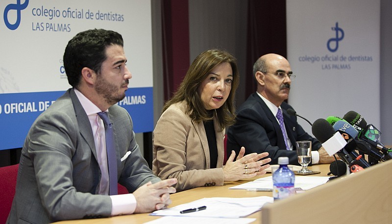 Sanidad y Colegios de Dentistas presentan la campa�a �Tu boca no est� de oferta� 