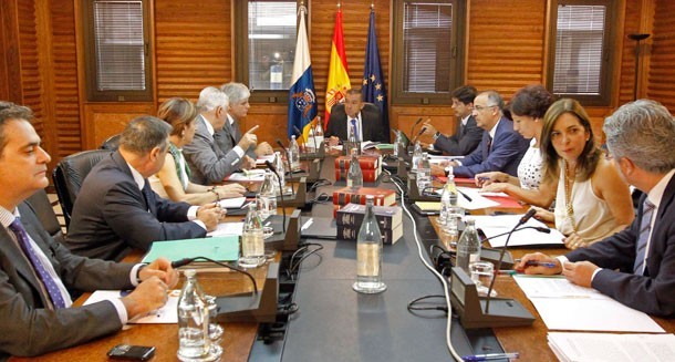 Canarias emprender� acciones judiciales contra la resoluci�n que establece el 'copago hospitalario'