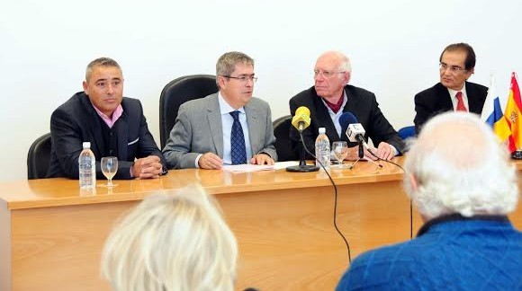 El Ayuntamiento crea, con la AECC, un servicio de atenci�n, psicosocial para las personas con c�ncer y sus familiares 