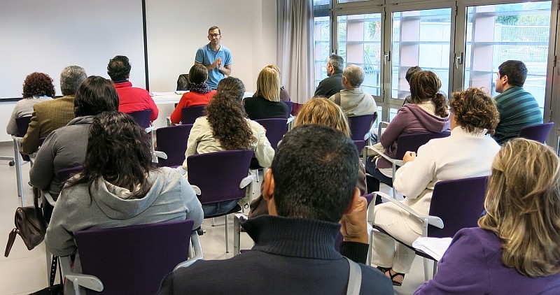 La Oficina de Vivienda reinicia sus cursos para la formaci�n de las comunidades de propietarios
