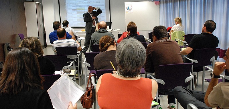 Santa Luc�a ofrece charlas para formar a empresas y emprendedores 