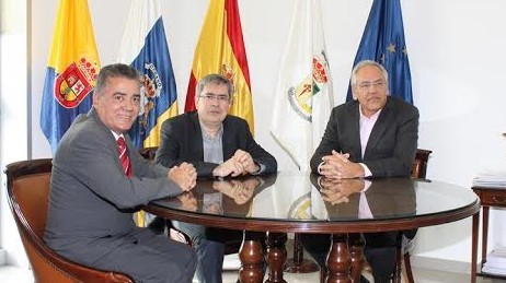 El c�nsul de Cuba visita Maspalomas 