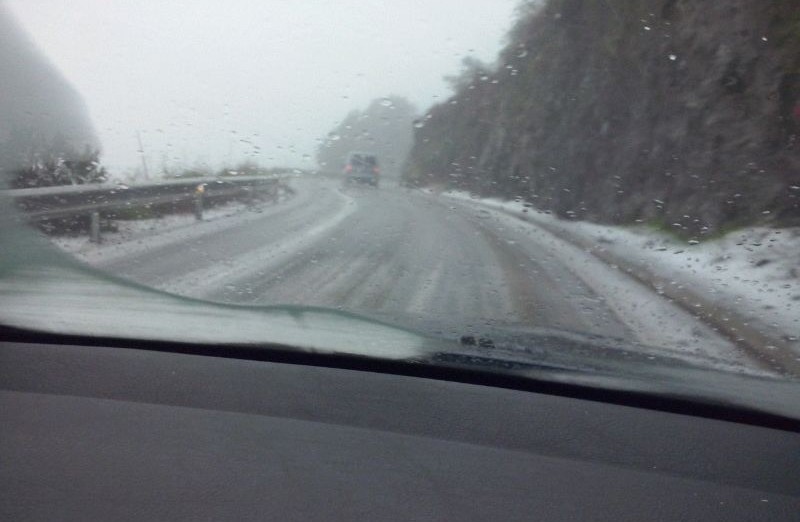El Cabildo ruega a los ciudadanos que eviten intentar acceder a la cumbre nevada 