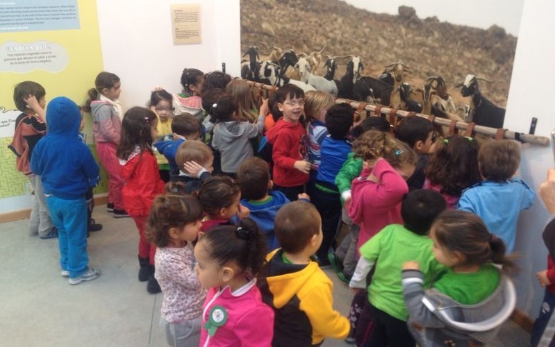 Santa Luc�a prograna la visita de m�s de 500 escolares al Centro de Interpretaci�n del Pastoreo.    