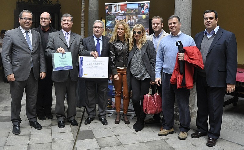 Jos� Miguel Bravo de Laguna entrega el Sello de Calidad Tur�stica a 31 nuevas empresas y entidades de la Isla