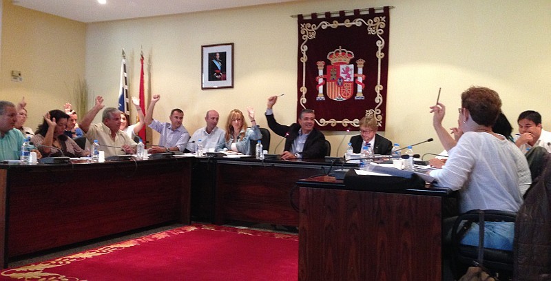 El grupo de gobierno de Mog�n califica de gamberra la actitud de la oposici�n con el concurso de limpieza  