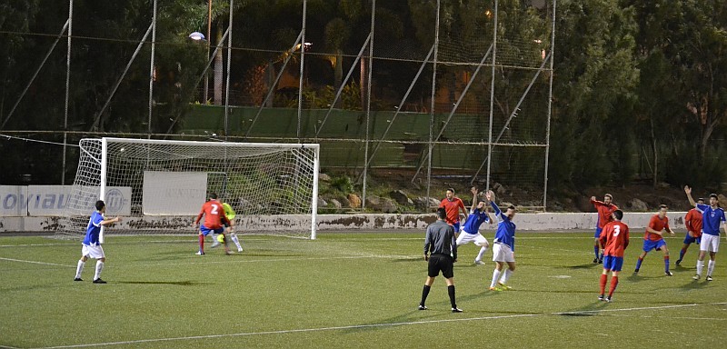 Una de cal y otra de arena: Esta parece ser la divisa  de la U.D. San Fernando