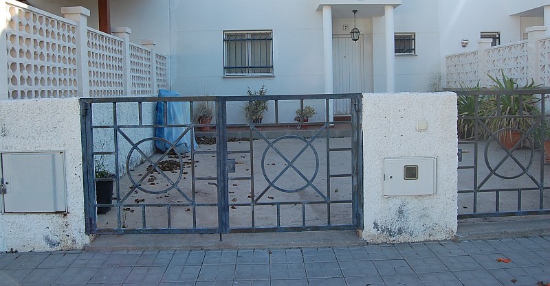 El grupo de gobierno en Mog�n denuncia los �trapos sucios� de Onalia Bueno en vivienda