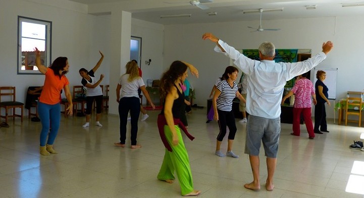 Unos 200 vecinos participaron en Maspalomas en la jornada solidaria del trueque