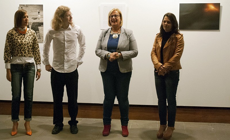 Las fotograf�as documental  y abstracta conviven en  la exposici�n �Patrilya�