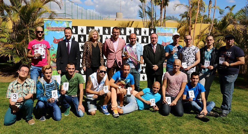 14 drags aseguran espect�culo de acrobacias, deslumbrantes plataformas 