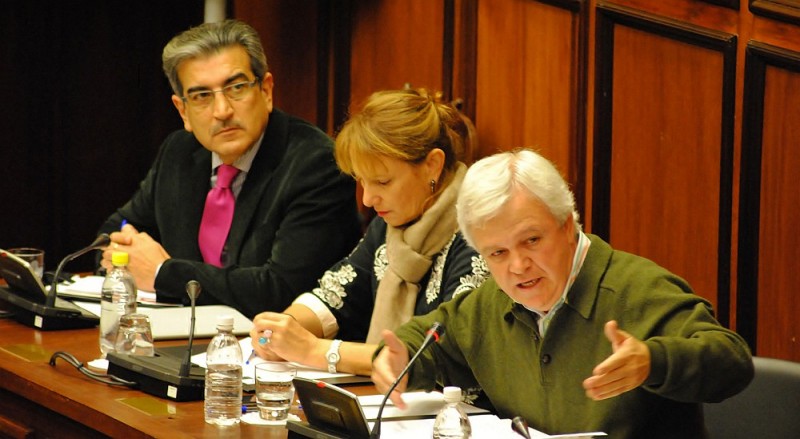 Carmelo Ram�rez solicita al Parlamento que permita el debate de la reforma tur�stica