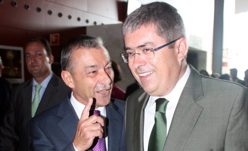 Maspalomas espera un s� del Parlamento a los hoteles de 4 estrellas 