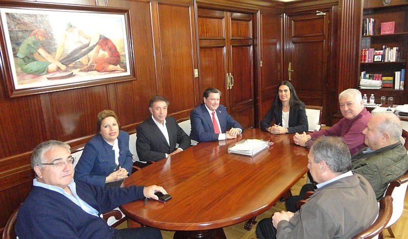 FECAO y la Delegada del Gobierno analizan la situaci�n de 14.500 Establecimientos de Restauraci�n.