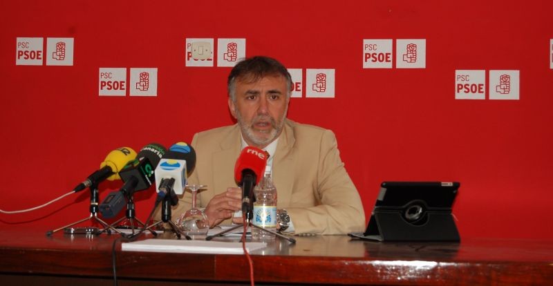 �ngel V�ctor Torres:�Si Bravo no responde en Pleno y p�blicamente, su presidencia en el Cabildo ser�a insostenible�