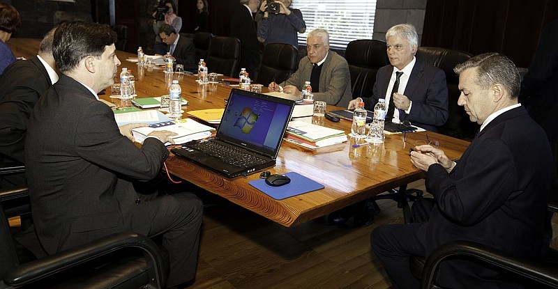 El Gobierno ofrece a pymes y aut�nomos la posibilidad de renunciar al criterio de caja del IGIC