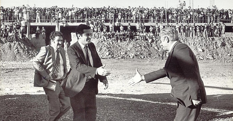 Santa Luc�a acuerda una declaraci�n institucional en reconocimiento a Adolfo Su�rez