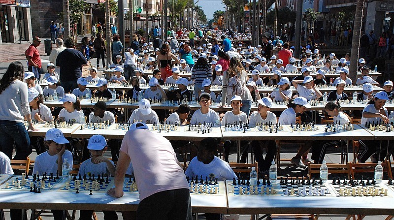M�s de 500 escolares participan en el II Encuentro de Ajedrez en Vecindario