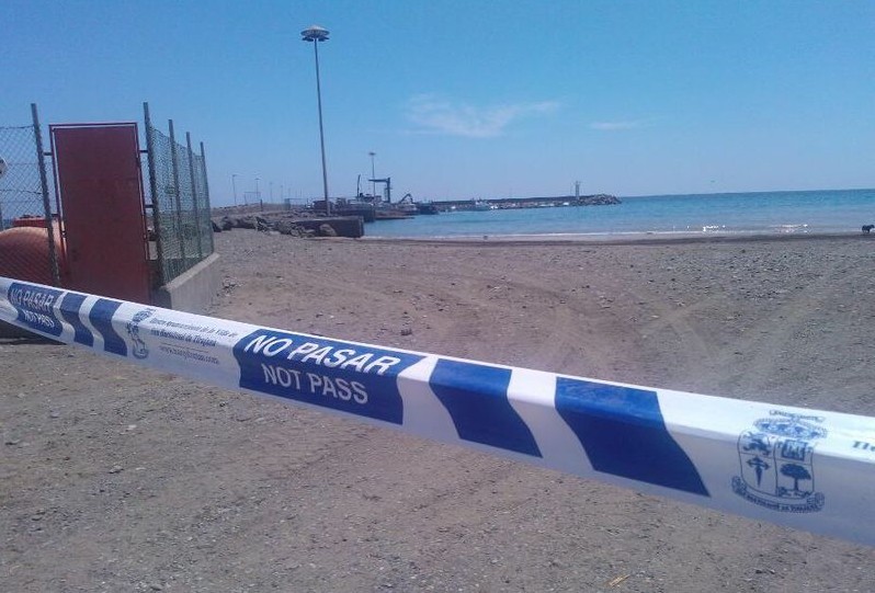 Las playas del �guila y El Castillo ya est�n aptas al ba�o