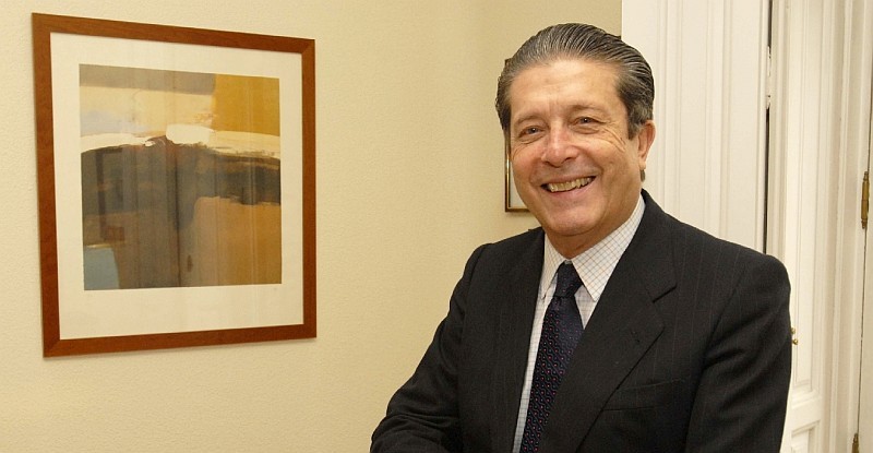 El sal�n de actos de las oficinas municipales toma el nombre de �Federico Mayor Zaragoza�