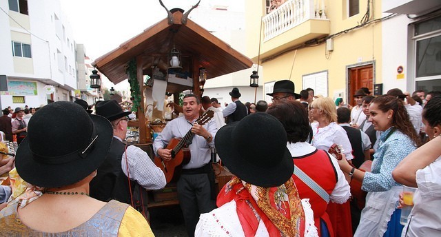 26 carrozas participar�n en la Romer�a de El Tablero