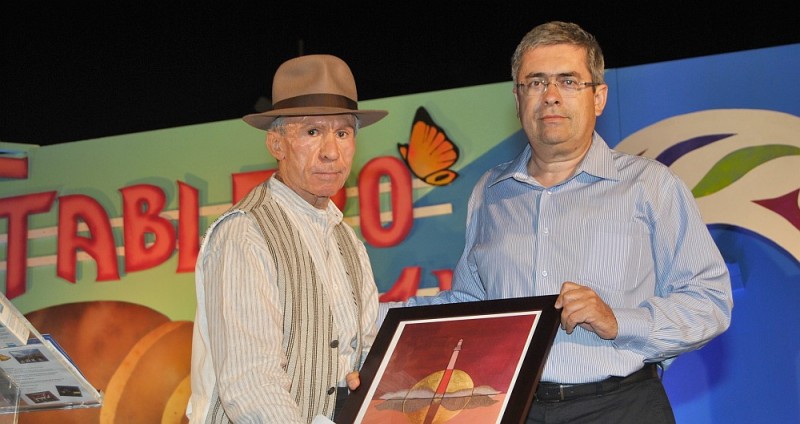 El pregonero Juanito Vega revive  la historia humana de El Tablero 