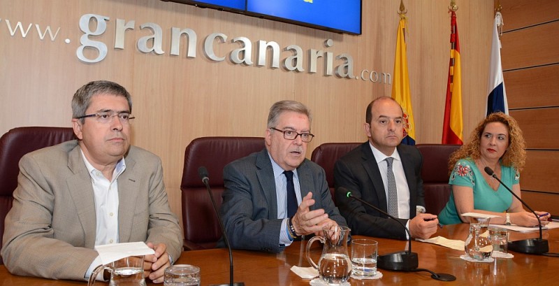 Bravo afirma que se est� resolviendo el problema hist�rico de la basura