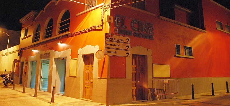 El Cine de Sardina acoge la VIII Muestra de Teatro Costumbrista