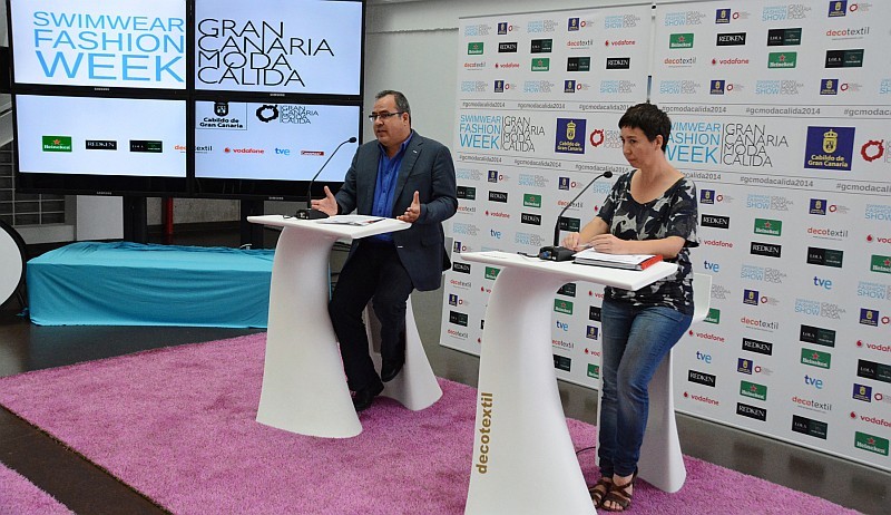 La Pasarela Internacional Moda C�lida se convierte en Moda ba�o en toda la isla