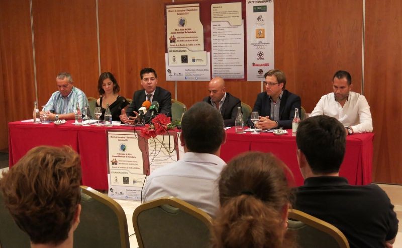 M�s de veinte empresas participan en la I Muestra de Innovadores y Emprendedores, en Vecindario