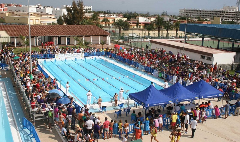 Maspalomas celebr� el 19� Memorial  Ernesto Hern�ndez P�rez de Nataci�n