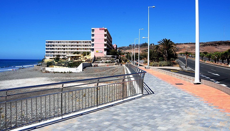  Cierran la GC-500 en Playa del �guila por obras de asfaltado