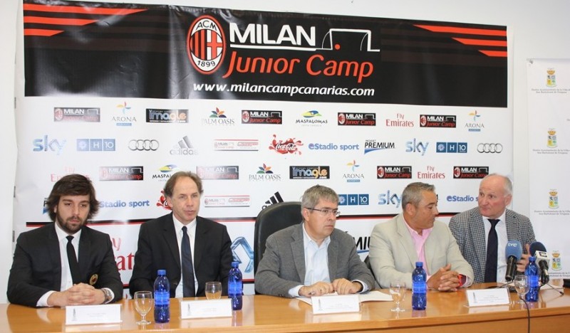 Campus futbol�stico Adidas Mil�n Junior en Maspalomas