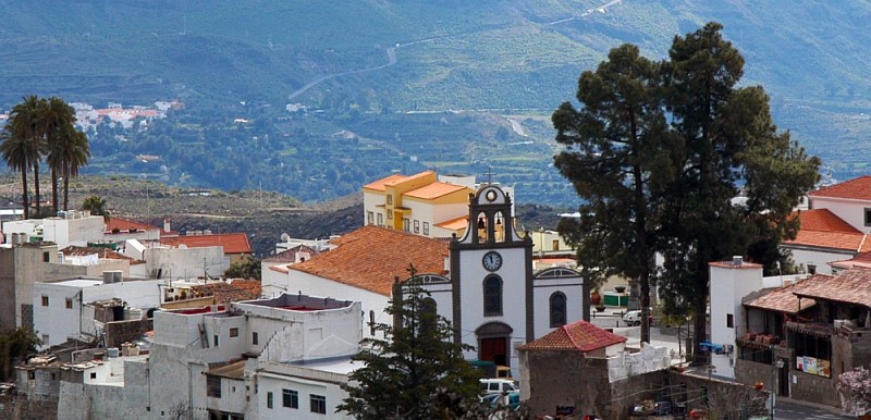 Tunte protege los fondos del Archivo Parroquial de 