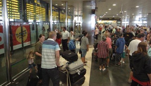 Canarias recibe en junio la visita de 785.023 pasajeros extranjeros