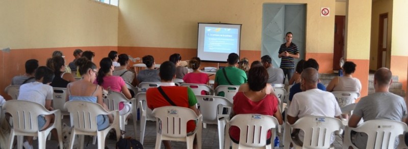 Ag�imes celebra el segundo taller primeros auxilios para mascotas 
