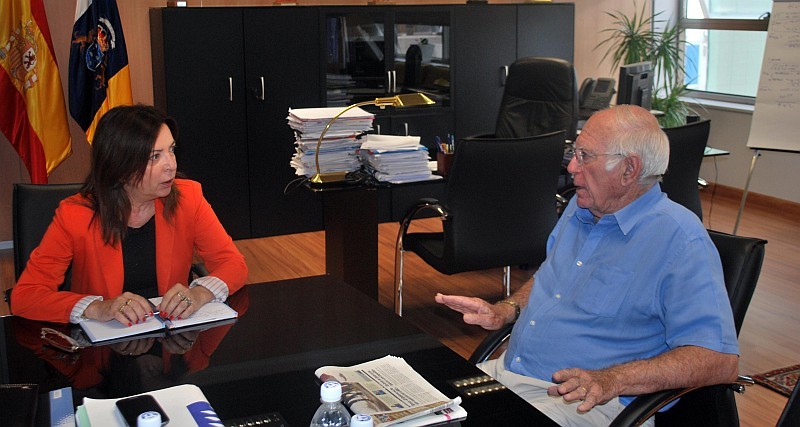 Br�gida Mendoza se re�ne con el presidente de la Asociaci�n Espa�ola contra el C�ncer