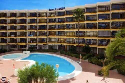 Canarias fue en julio el destino preferido para alojarse en apartamentos