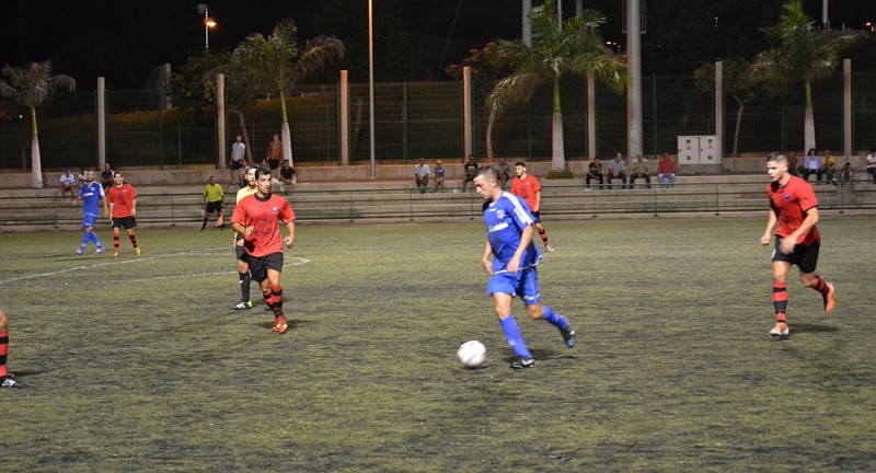 La U.D. San Fernando vence 3 � 0 a la U.D. Gu�a 