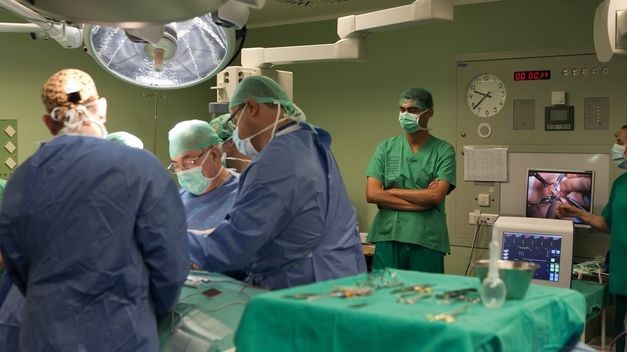 Canarias reduce en 1.876 pacientes la lista de espera quir�rgica 