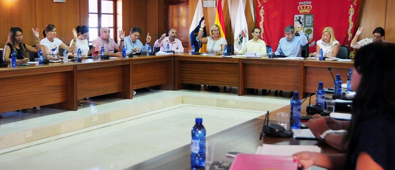 Tirajana cede un local de actividades a la Asociaci�n de discapacitados Avanza Sur 