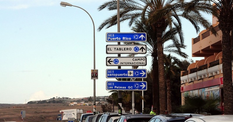 El Ayuntamiento coloca nuevas se�ales de informaci�n