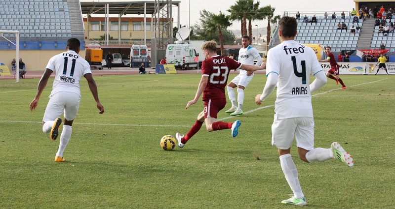 PSV se adjudica el t�tulo del XXX Torneo de f�tbol de Maspalomas   