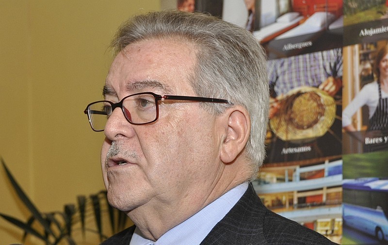 La Fiscal�a archiva la denuncia contra Bravo de Laguna por el Oasis