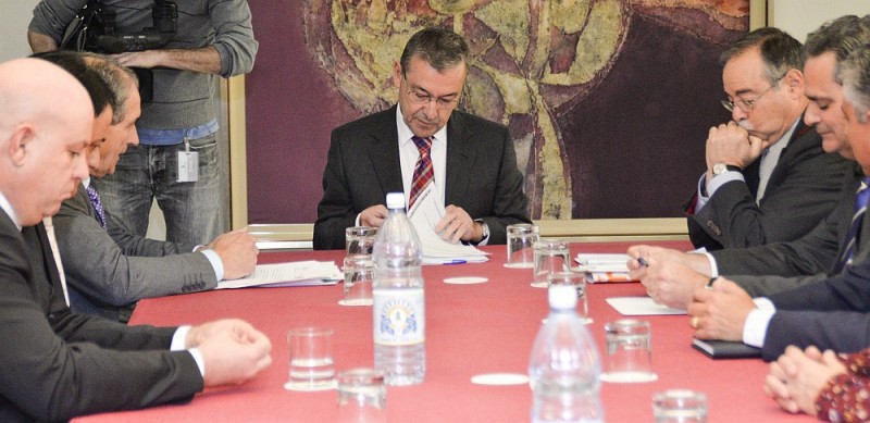 El Gobierno garantiza la apertura de un tramo de carretera de La Aldea para agosto de 2016