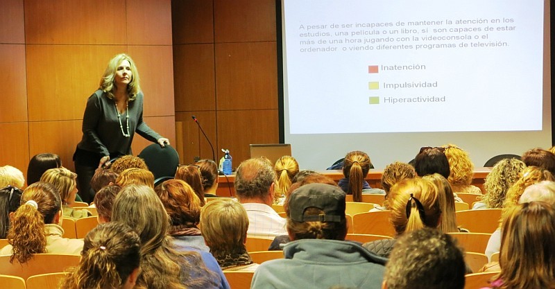 M�s de 500 personas participan durante dos d�as en las II Jornadas de TDAH 